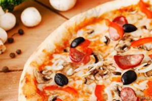 Collinswood Pizza & Pasta food