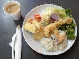 Oshin Japanese Restaurant food