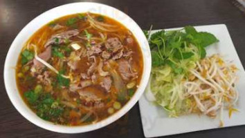 Mekong Pho food