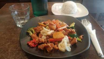 Patee Thai food