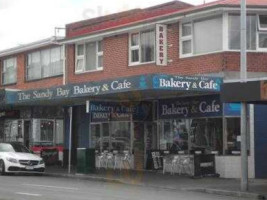 Sandy Bay Bakery Cafe outside