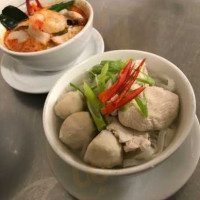 Tuk Tuk Thai food