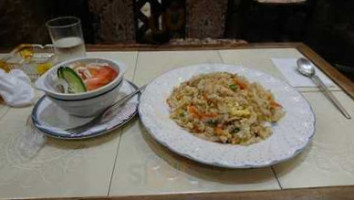 Liàn Huà Guǎn food