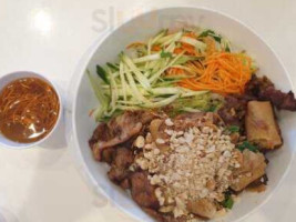 Vietnamese Grace food