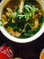 Huong Xua Vietnamese Restaurant food