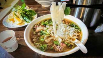 Pho Saigon Vietnamese Noodle food