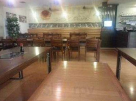 Chingu Restaurant inside