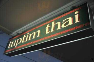Tuptim Thai food