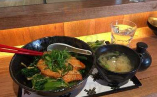 Y14 Japanese Seafood Kitchen & Bar food