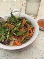 O-me-ly Vietnamese food