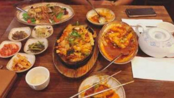 Kimchi Hut food