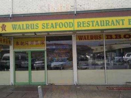 Walrus Chinese Restaurant outside