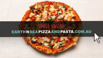 Earth 'n ' Sea Pizza food
