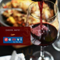 Remvi by the Bay food