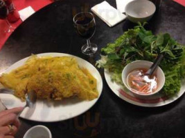 Nam Phuong Restaurant food