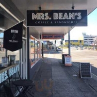 Mrs. Bean's Coffee And Sandwiches outside