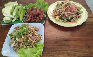 ร้านเดอนัวร์ food