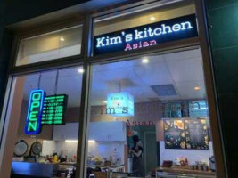 Kim's Asian Kitchen inside