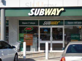 Subway Restaurant outside