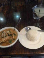 Absolute Thai At The Inn food