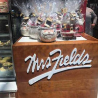 Mrs. Fields Bakery And Cafe food