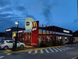 McDonald's Casula II outside