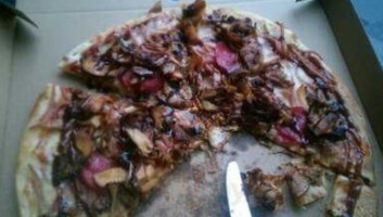 Baha's Pizza and Kebab food