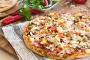 Talyas Pizza Kebab Shop food