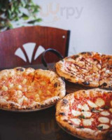 Pizza Strada And food