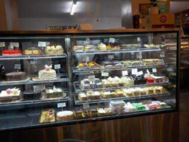 Arnolds Swiss Home Made Cakes food