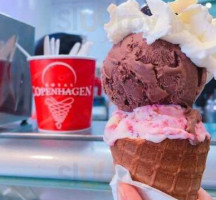 Royal Copenhagen Ice-creamery food
