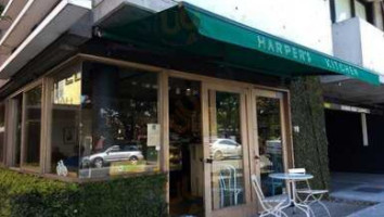 Harpers Kitchen outside