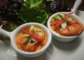 Charm Thai Eatery food