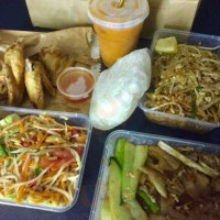 Sabb Der Thai And Esan Food food