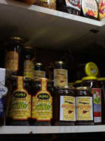 Lamia Super Deli food