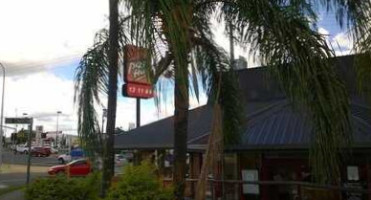 Pizza Hut Gympie Dine In outside