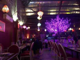 Vu's Vietnamese Cafe Restaurant inside