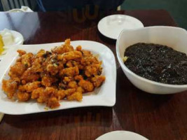 Yang Tz River Chinese Restaurant food
