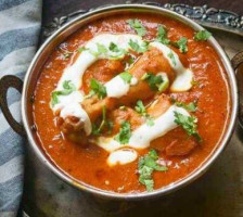 K G Tandoori Indian Cuisine food