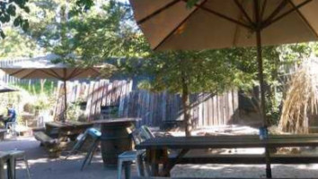 Quince Dining Room at the Healesville Hotel outside