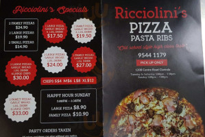 Ricciolinis Pizza food