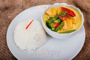 Red Ivory Thai Restaurant food