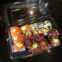 Sushi Maru inside