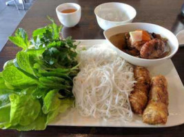 Cat Tuong Vietnamese Cuisine food