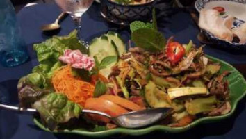 Saran Thai Wildrose Cafe food
