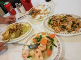 Lucky Inn Chinese Restaurant food