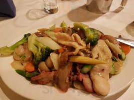 Maple Leaf Chinese & Malaysian Restaurant food
