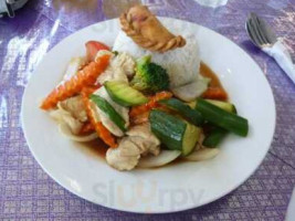 Preecha Thai food