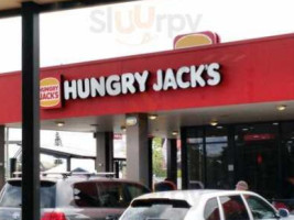Hungry Jack's Grafton outside
