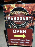 The Mahogany Bar And Grill food